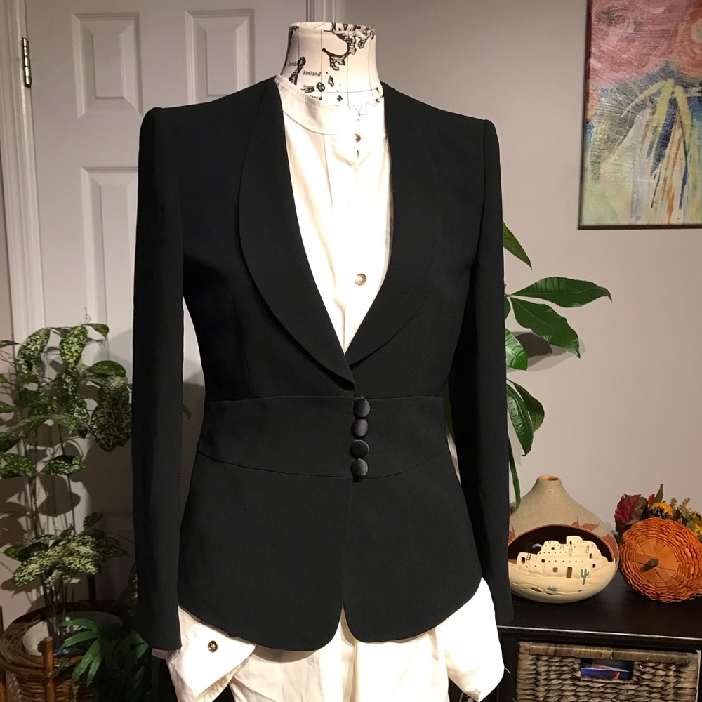 BASLER Silk Tailored 38 button designer luxury minimalist breathable lightweight